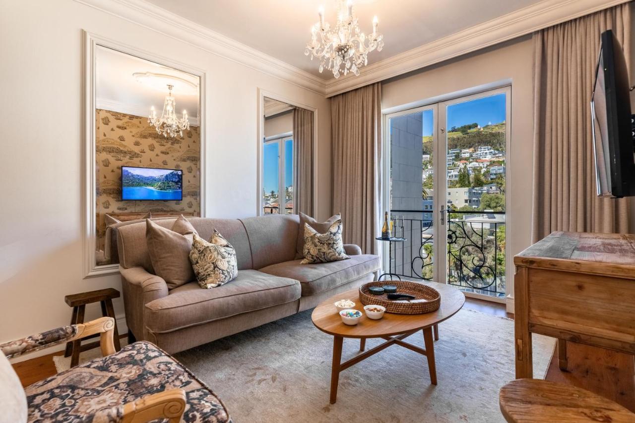 Royale 615 Green Point - Views, Location, Communal Pool - 4