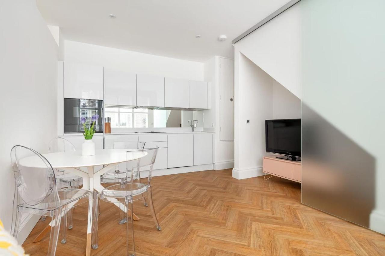 Charming Mews house in Kensington - 4