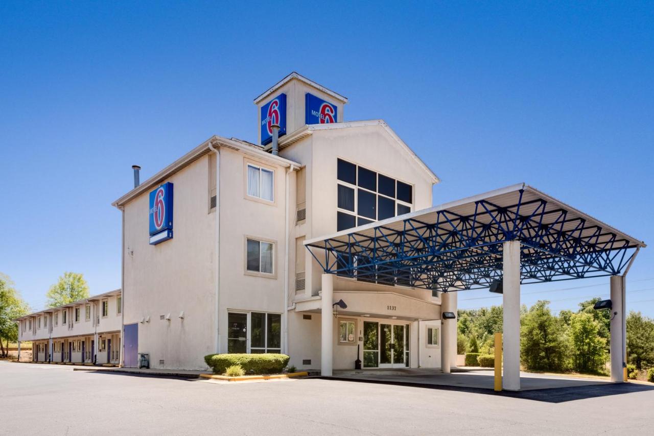 Motel 7 — photo 14