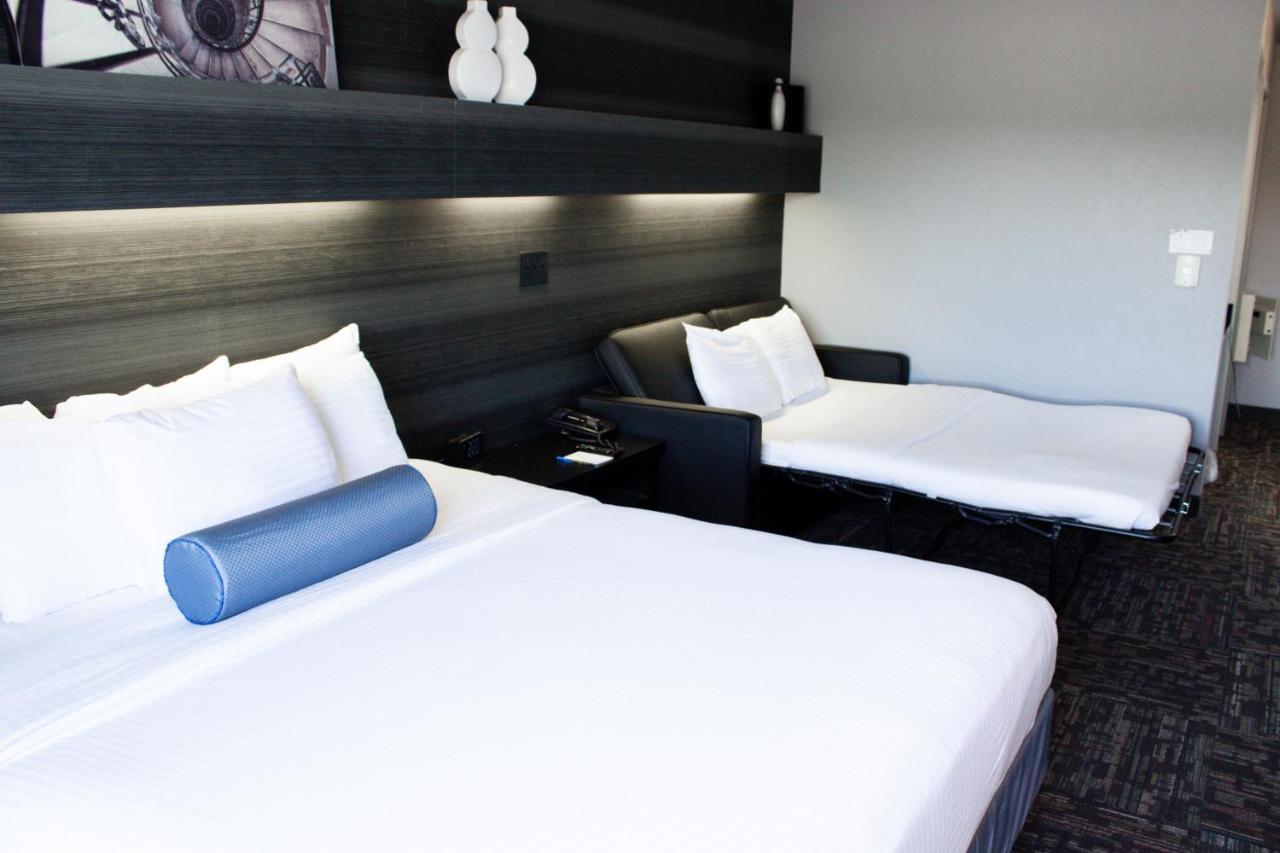 Metropolis Resort - Eau Claire — photo 18