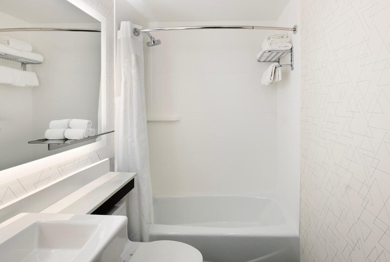 Holiday Inn Express NYC Chelsea - NoMad Area by IHG - 2