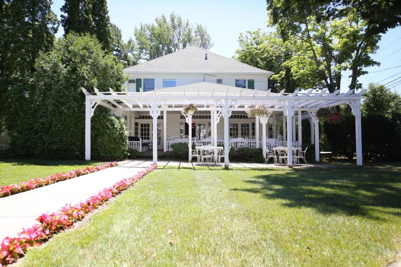 Colonial Inn — photo 12