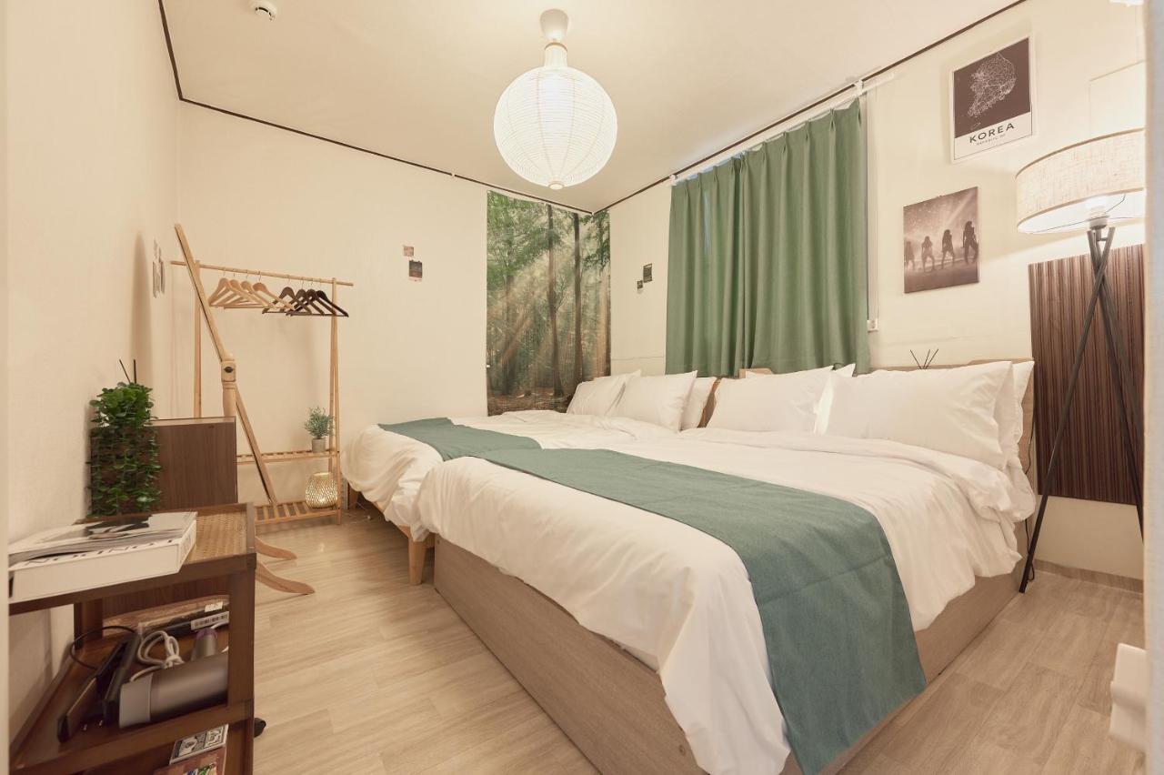 Itaewon Namsan View Stay, Midnight in Itaewon New - 2