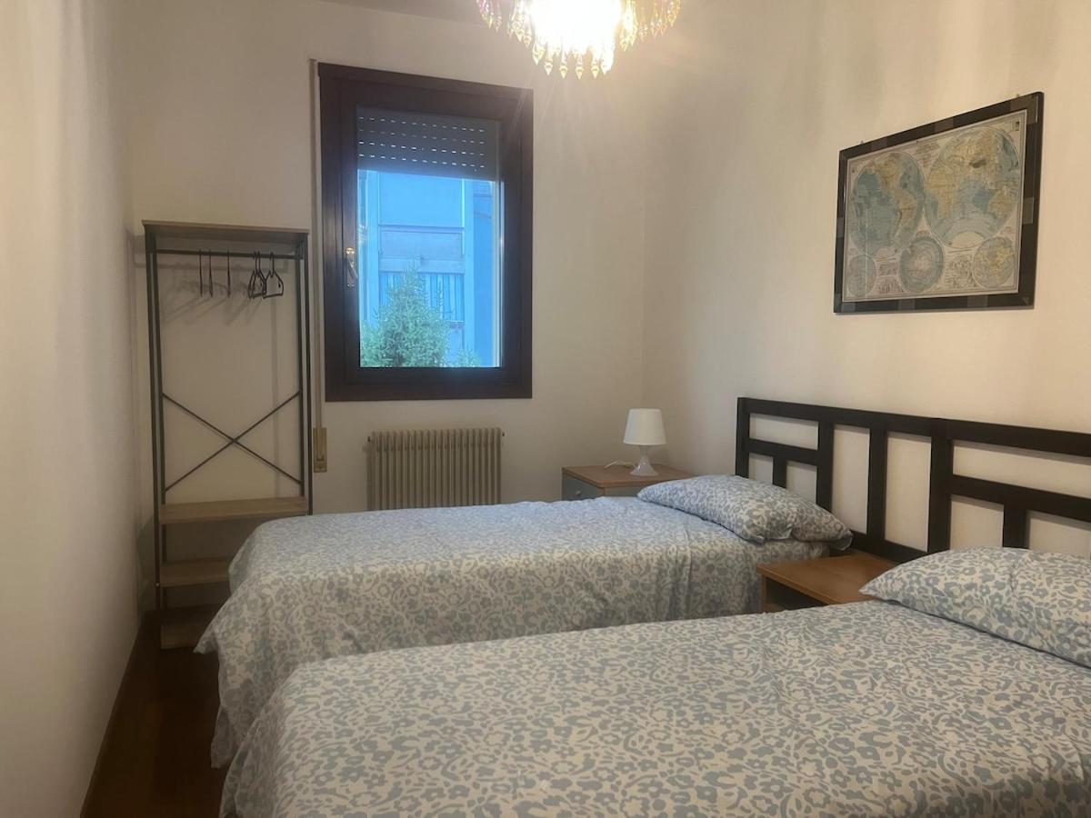 Selene Apartment 20 minutes by train from Venice - 2