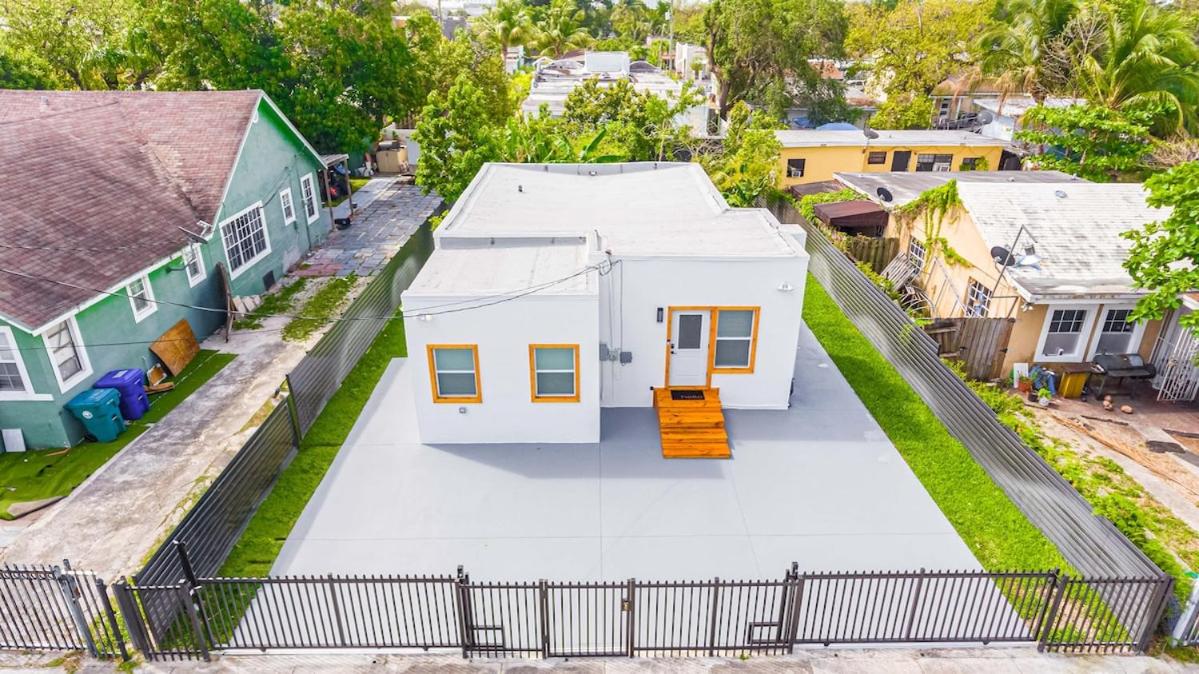 Modern Miami Home minutes to Wynwood & Downtown