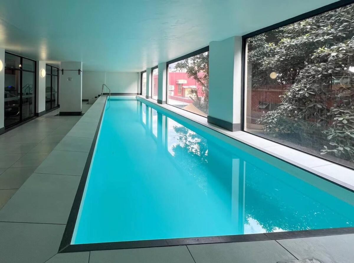 Upscale 1BR with Large Balcony in Trendy De Waterkant - 4