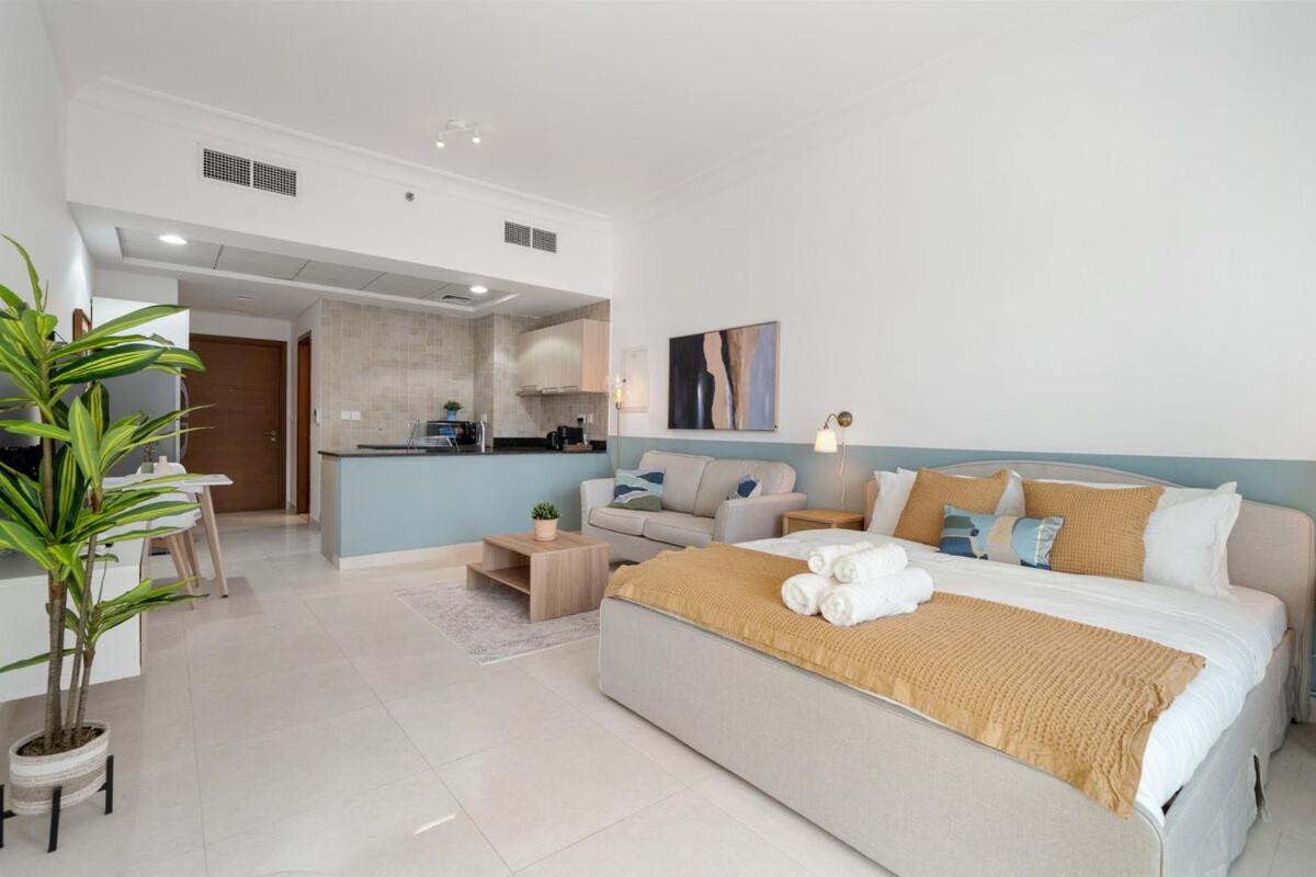 Elegant Studio with Yas Views - 2