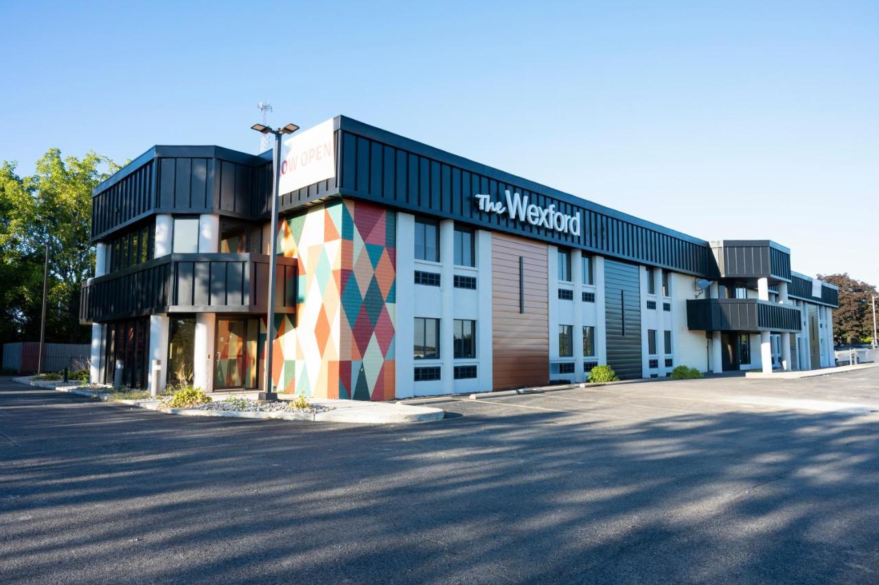 The Wexford Hotel — photo 1