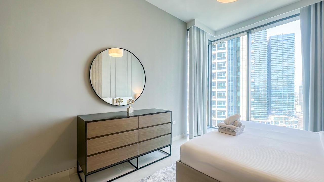 Exclusive 1BR, Panoramic Marina View, Dubai Marina - 21AB02 - 2