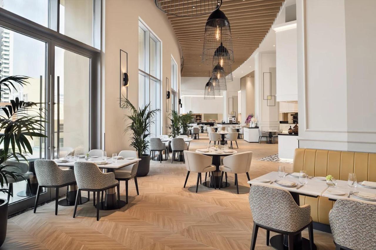 JW Marriott Marina Residences - 5