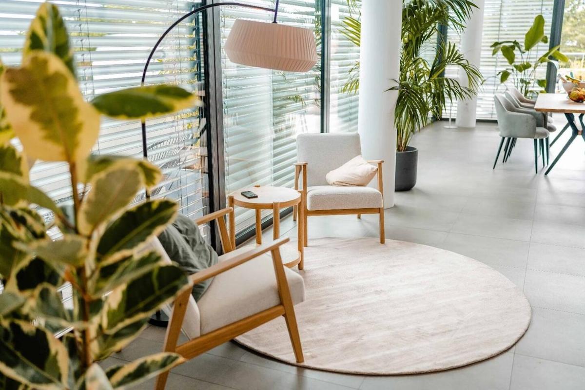 Stralau360 - Exclusive Penthouse with Sauna & Panoramic Rooftop - 4