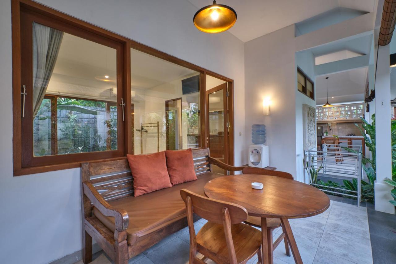 Rumah Taman Kutuh - 2