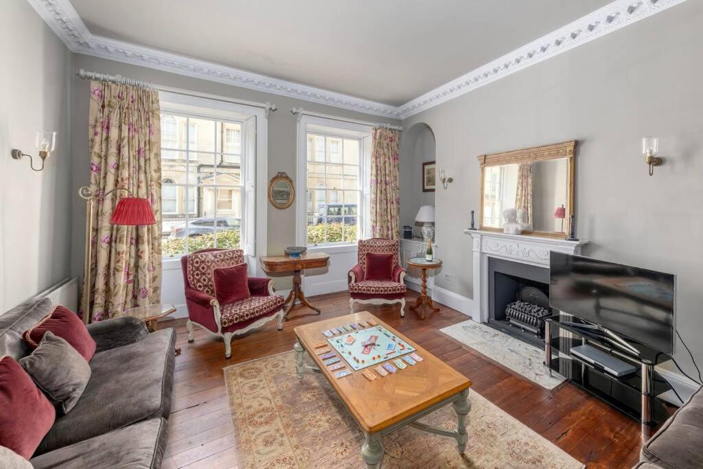 3-bedroom Georgian maisonette - 2