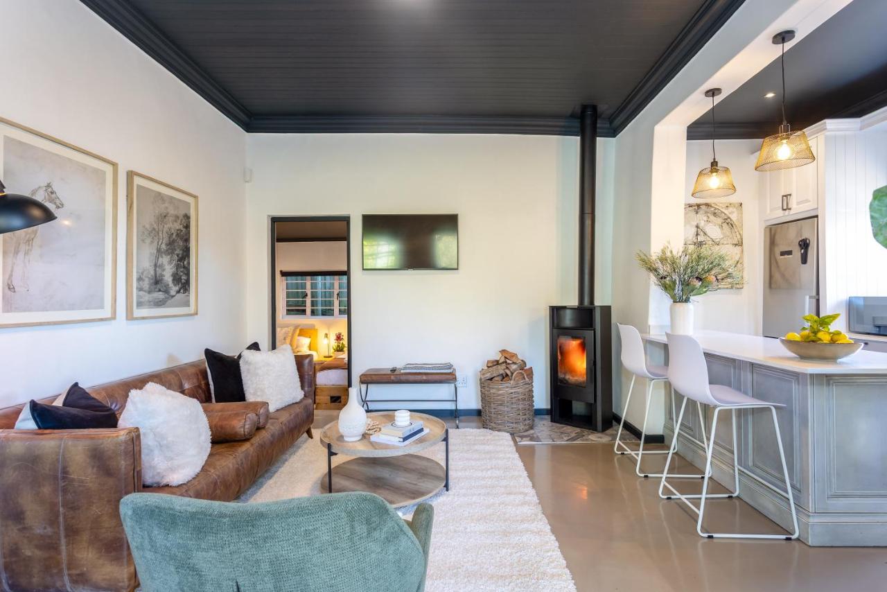 Woodlands Cottage, Constantia - 2