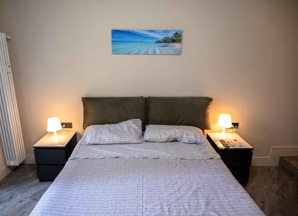 zampieri house camera blu - 5