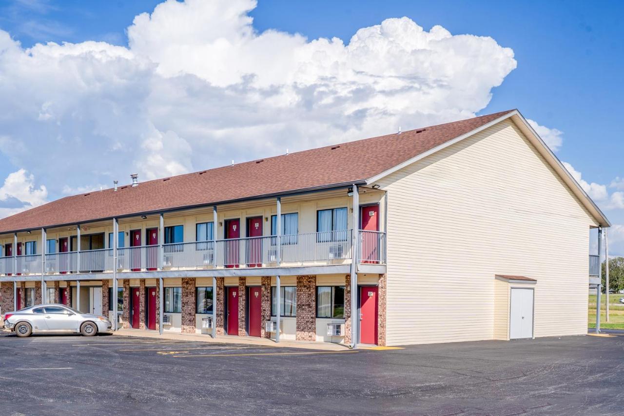 Aurora Inn By Belvilla Monett US 60 — photo 14