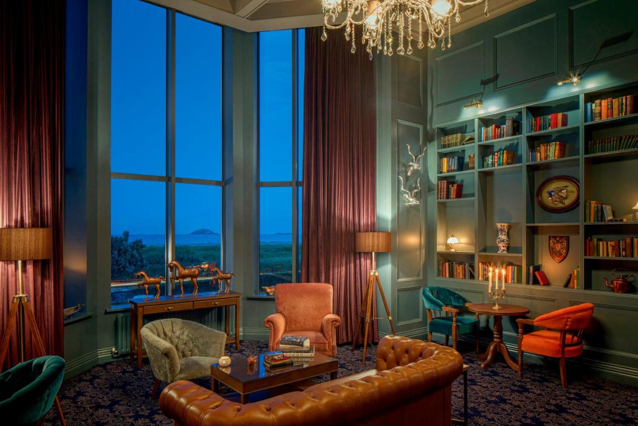 Garryvoe Hotel, Cork