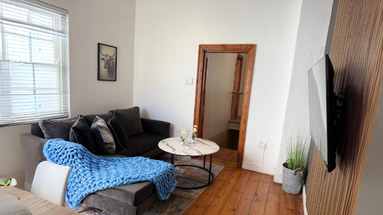 Obs Centre The Lookout