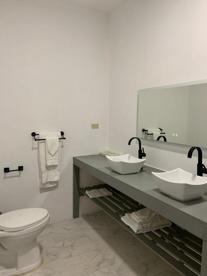 Purevibe Modern Studio - 5