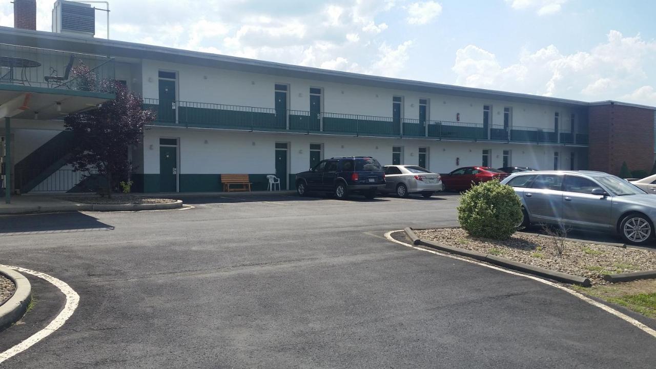 Huntingdon Motel — photo 23