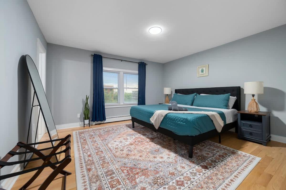 3BR Apt Near Train Balcony Yonkers - 3