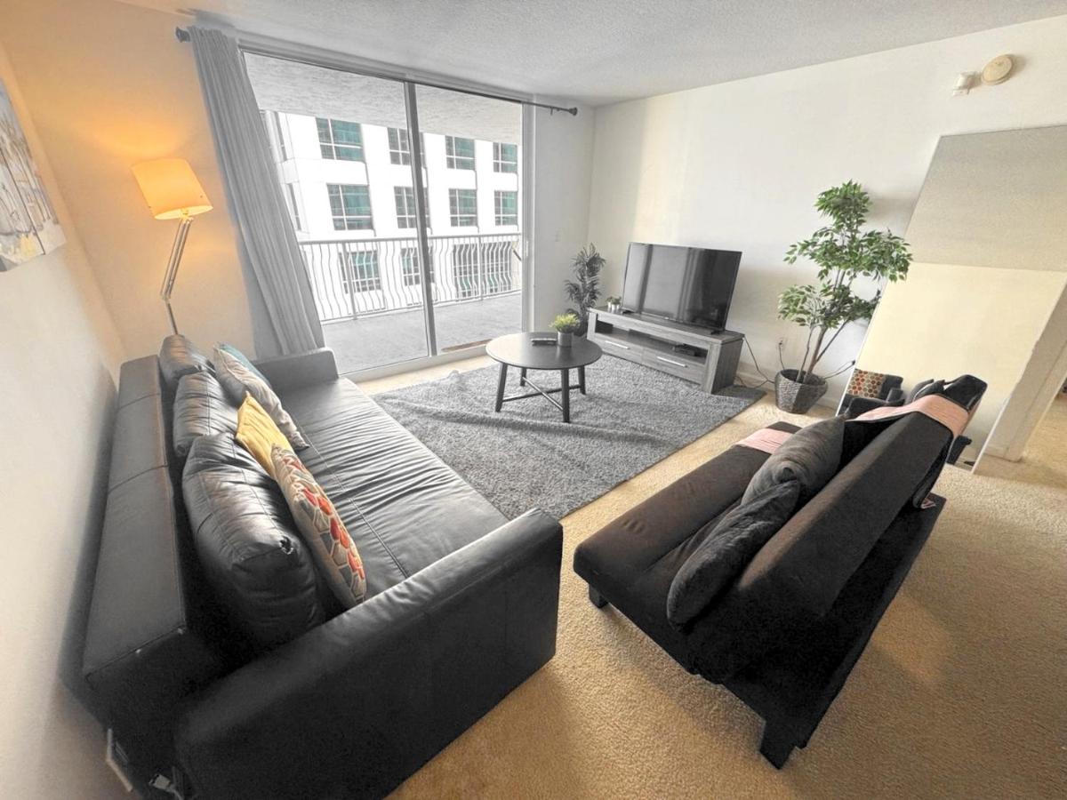 Wonderful Condo in the heart of Brickell With Pool