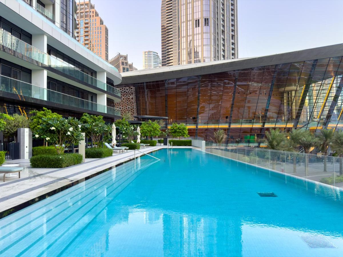 Direct Burj Khalifa View I Minutes Walk to Dubai Mall I Stunning Fountain Views I One Lux Stay Grande Signature Residence - 4