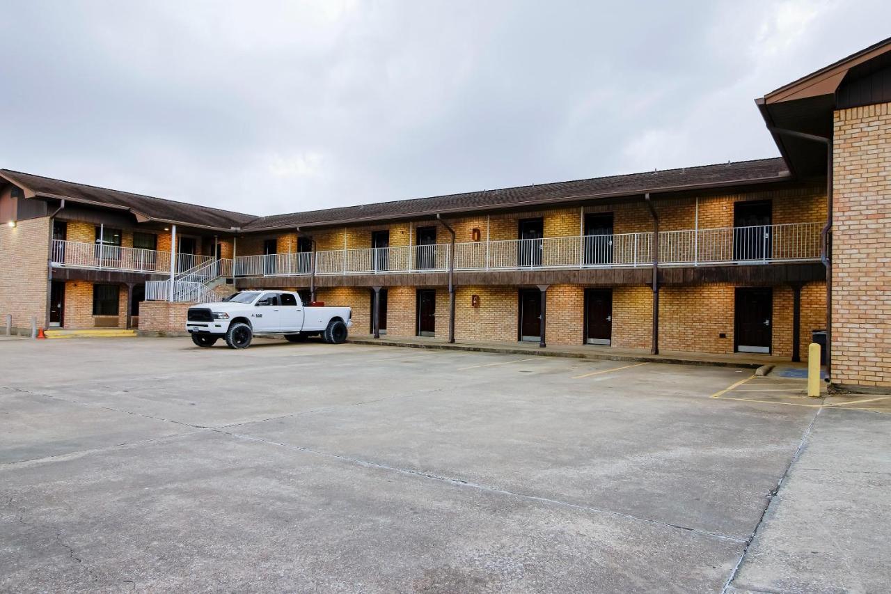 Garden Inn & Suites — photo 9