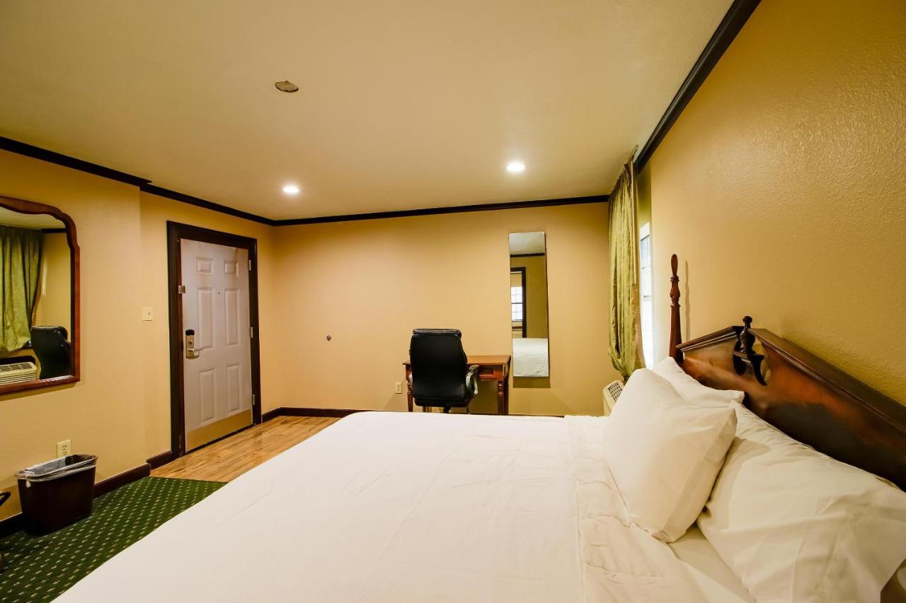 Garden Inn & Suites — photo 19