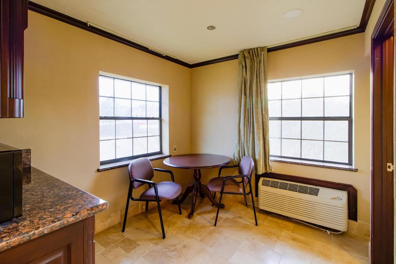 Garden Inn & Suites — photo 18