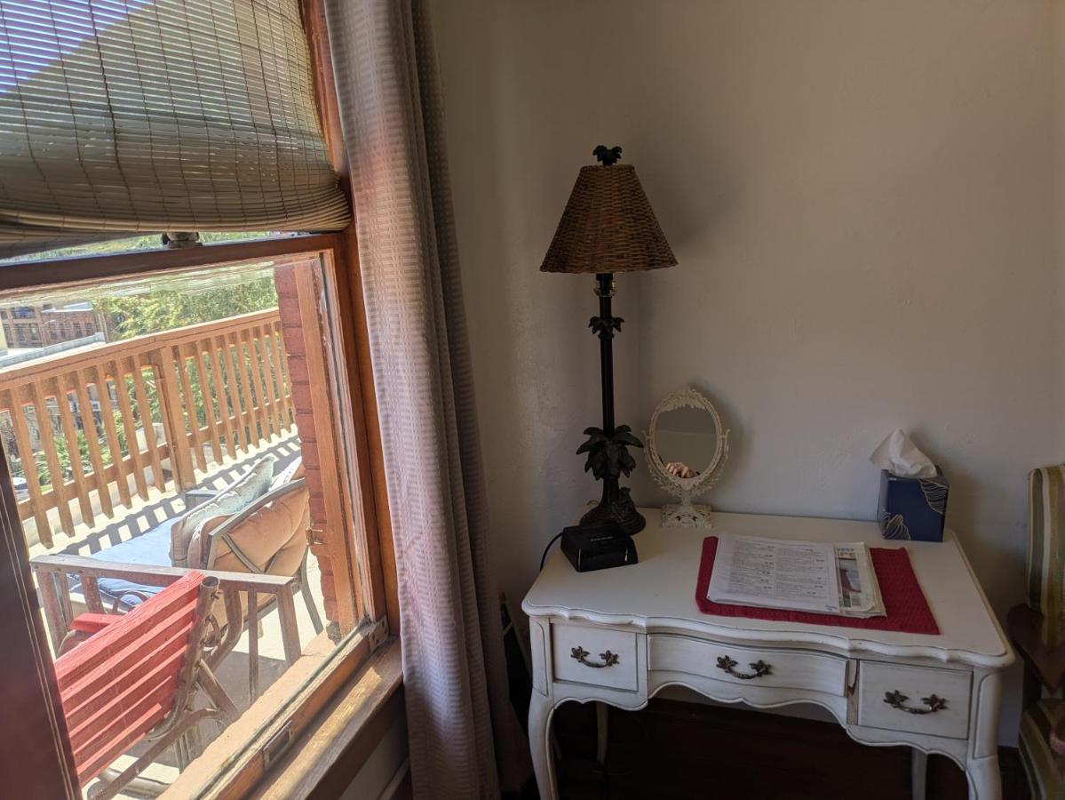 The Oliver House - Adults Only — photo 6
