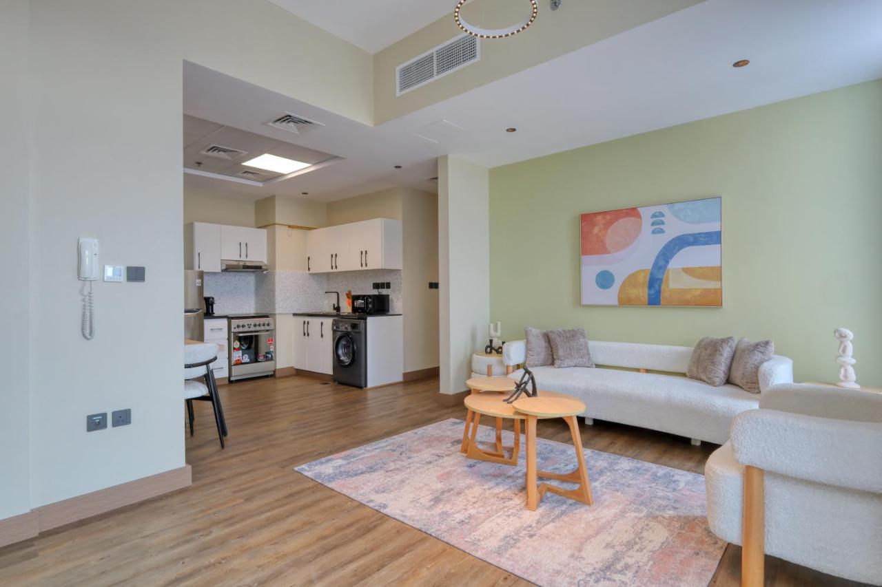 Spacious 2 Bed in Binghatti Gateway - 5