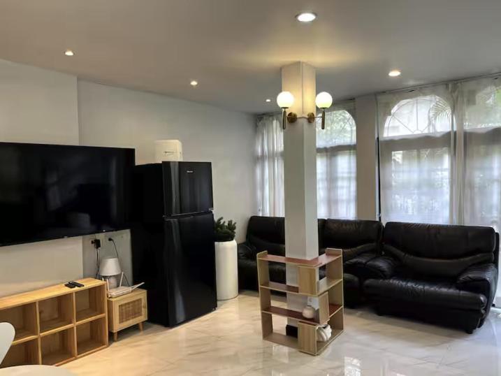 4BR 12PAX 7min walk to Samitivej Sukhumvit Hospital - 5