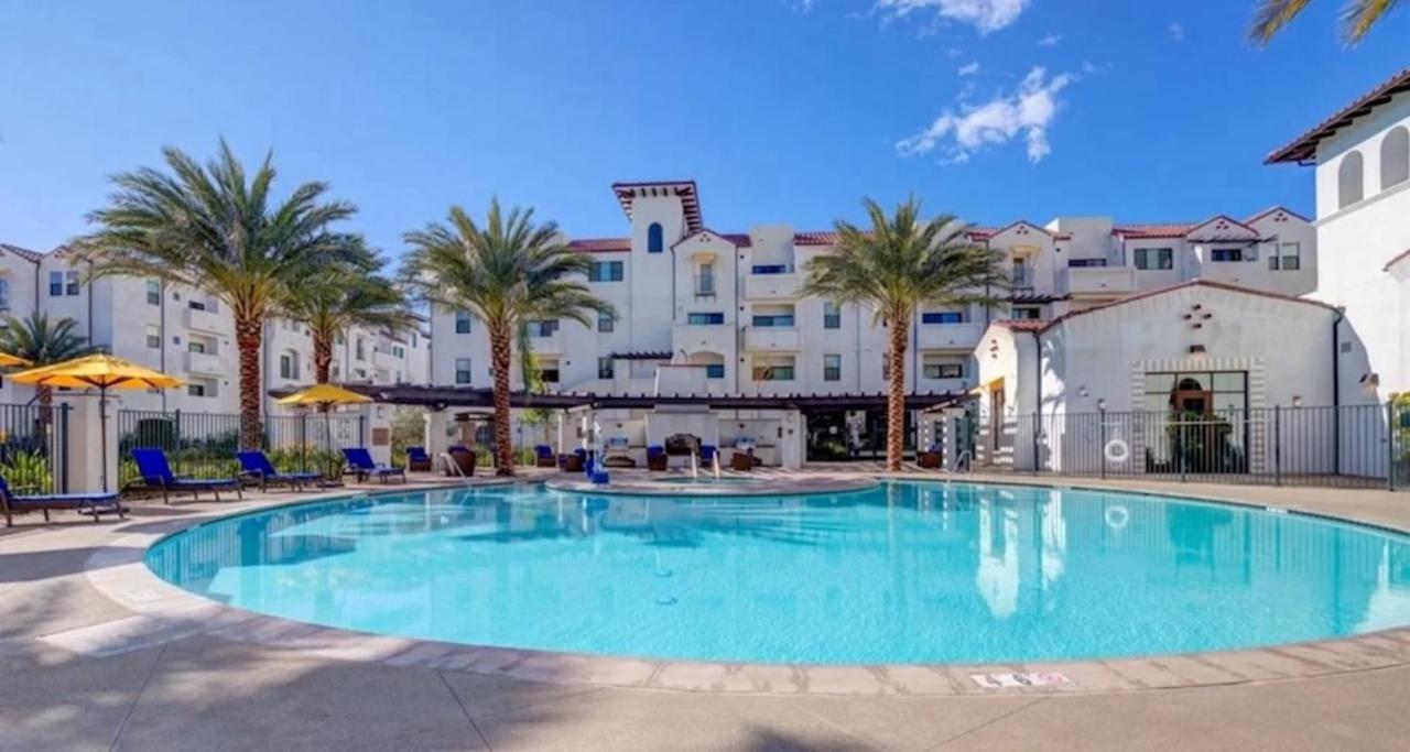 The Hideaway in MDR, FREE Parking, Heated Pool - 4