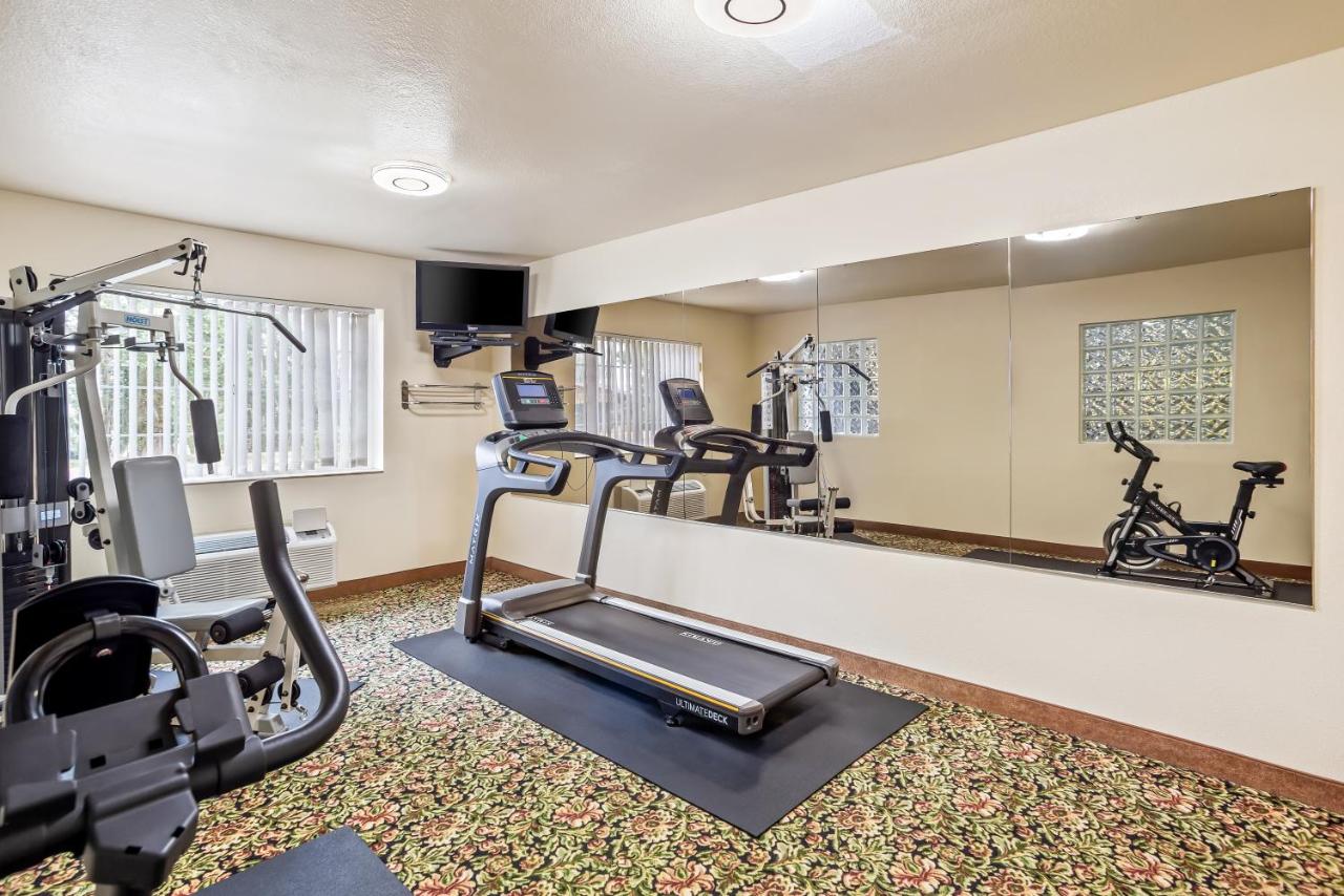 Guest Inn Longview — photo 13