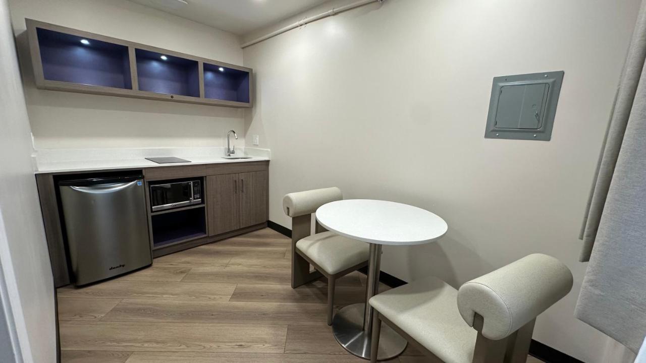 Costa Mesa Inn - Newport Beach Area — photo 4