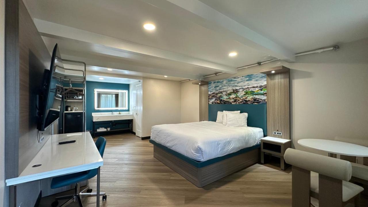 Costa Mesa Inn - Newport Beach Area — photo 23