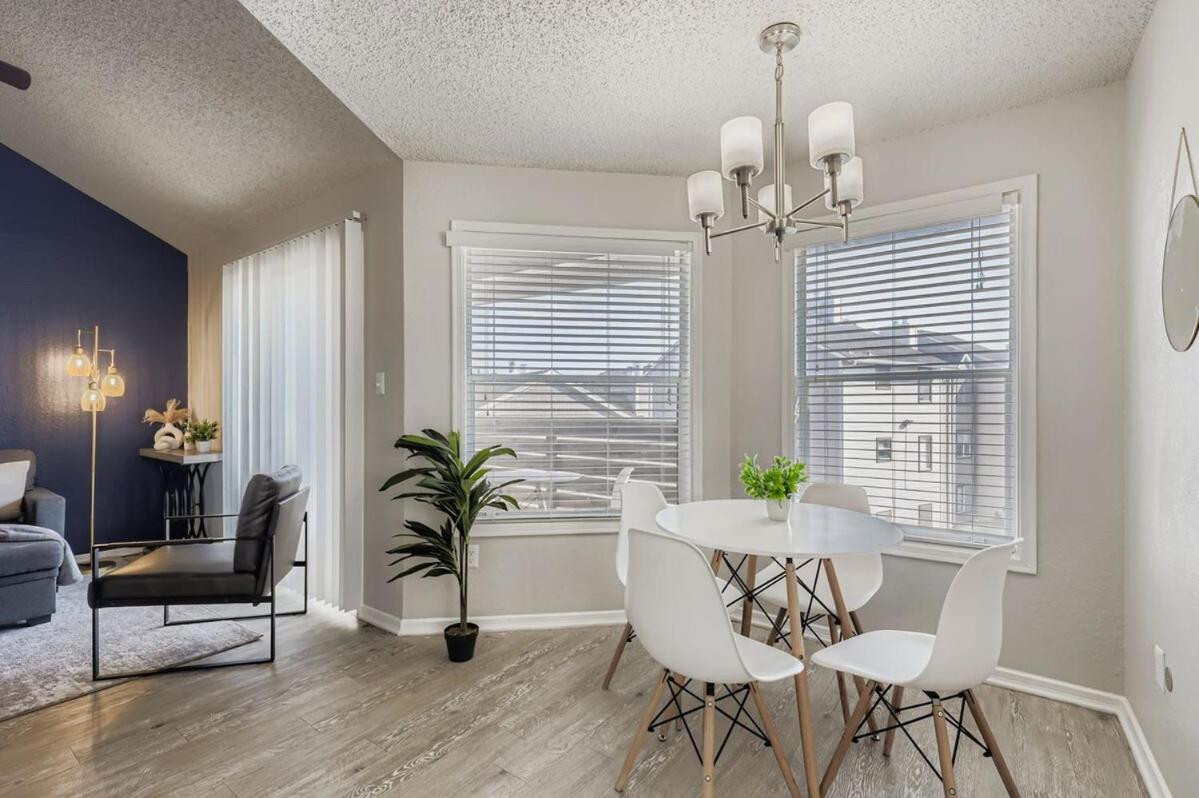Chic 2B - 2BA Getaway - Cedar Park - North Austin - 4