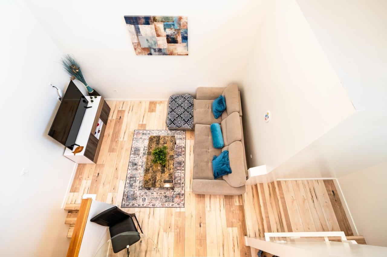 Modern 2 Bedroom 3 Level Loft by Hollywood Close to Downtown LA Free Gated Parking Full Kitchen - 5