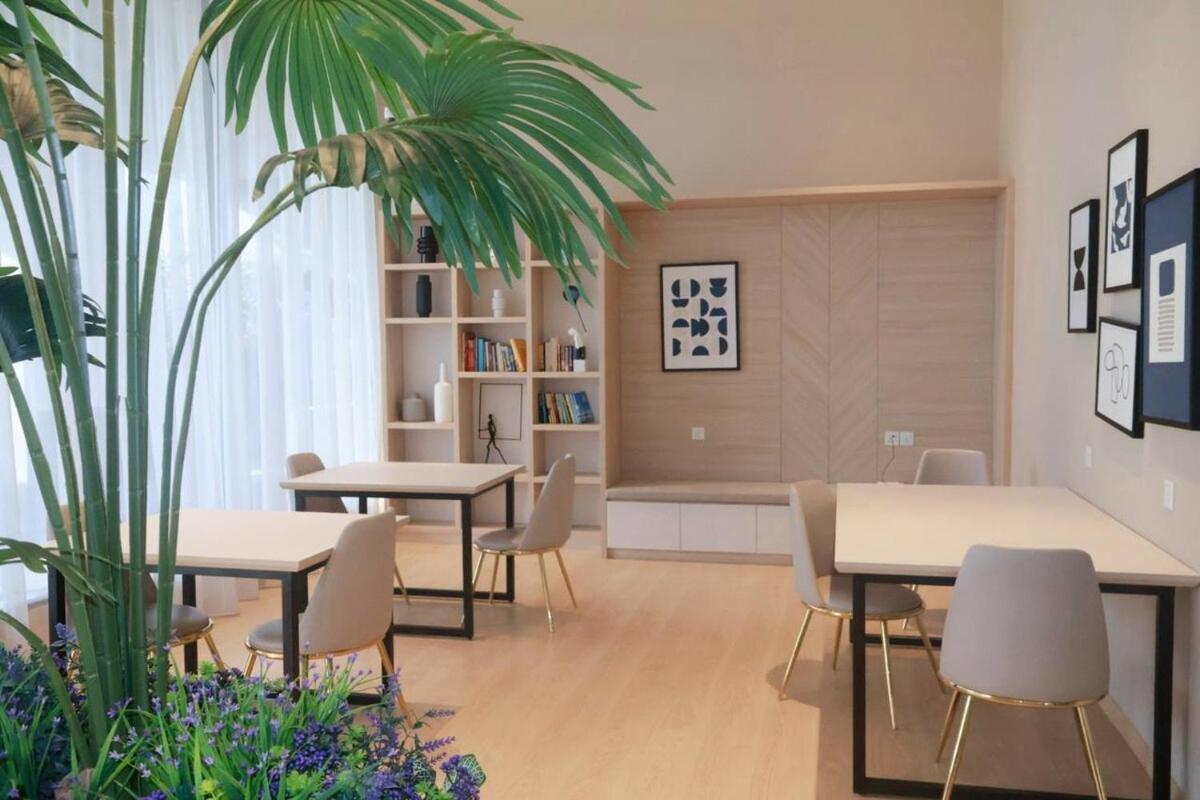 Twin Tower Residence Brand New Minimalist Suite 7pax 3 Min Walk from CIQ - 5