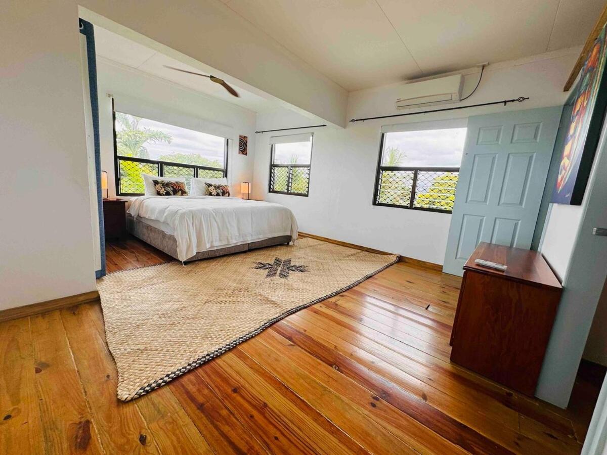 The Niu Haven - 5 Bdrm Home with Pool - A Kidsfirst Apartments Property - 4