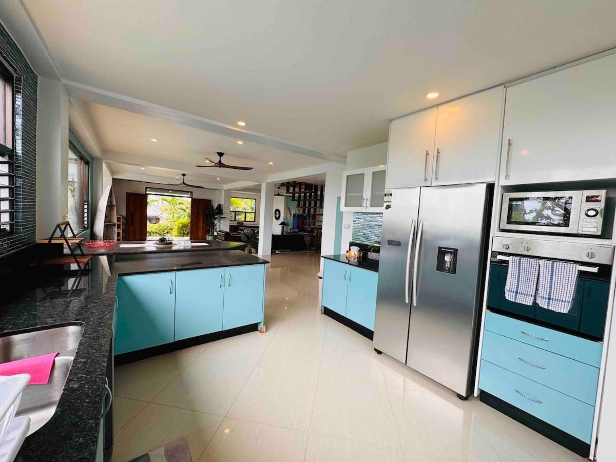 The Niu Haven - 5 Bdrm Home with Pool - A Kidsfirst Apartments Property - 2