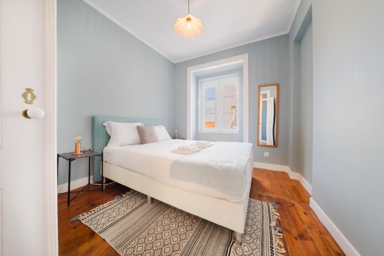 Bright 3BR Steps from National Pantheon | By Airnest - 3