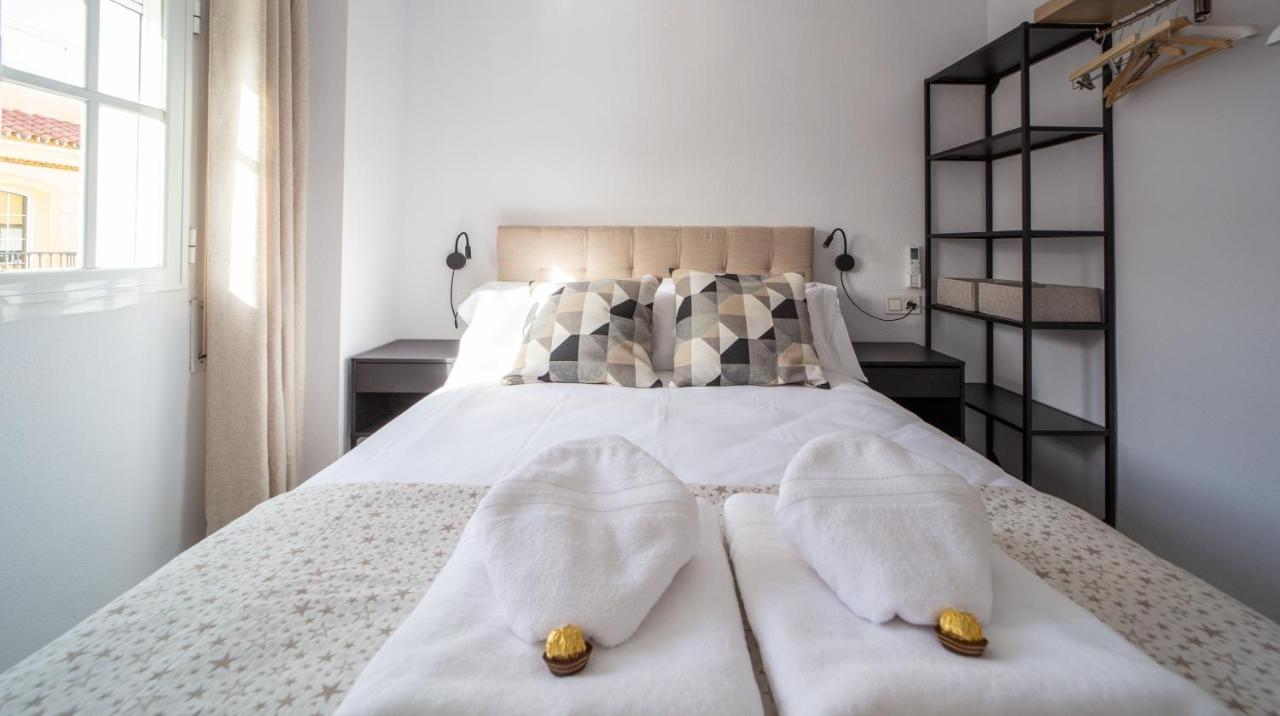 Cozy central apartment with FREE parking - 4