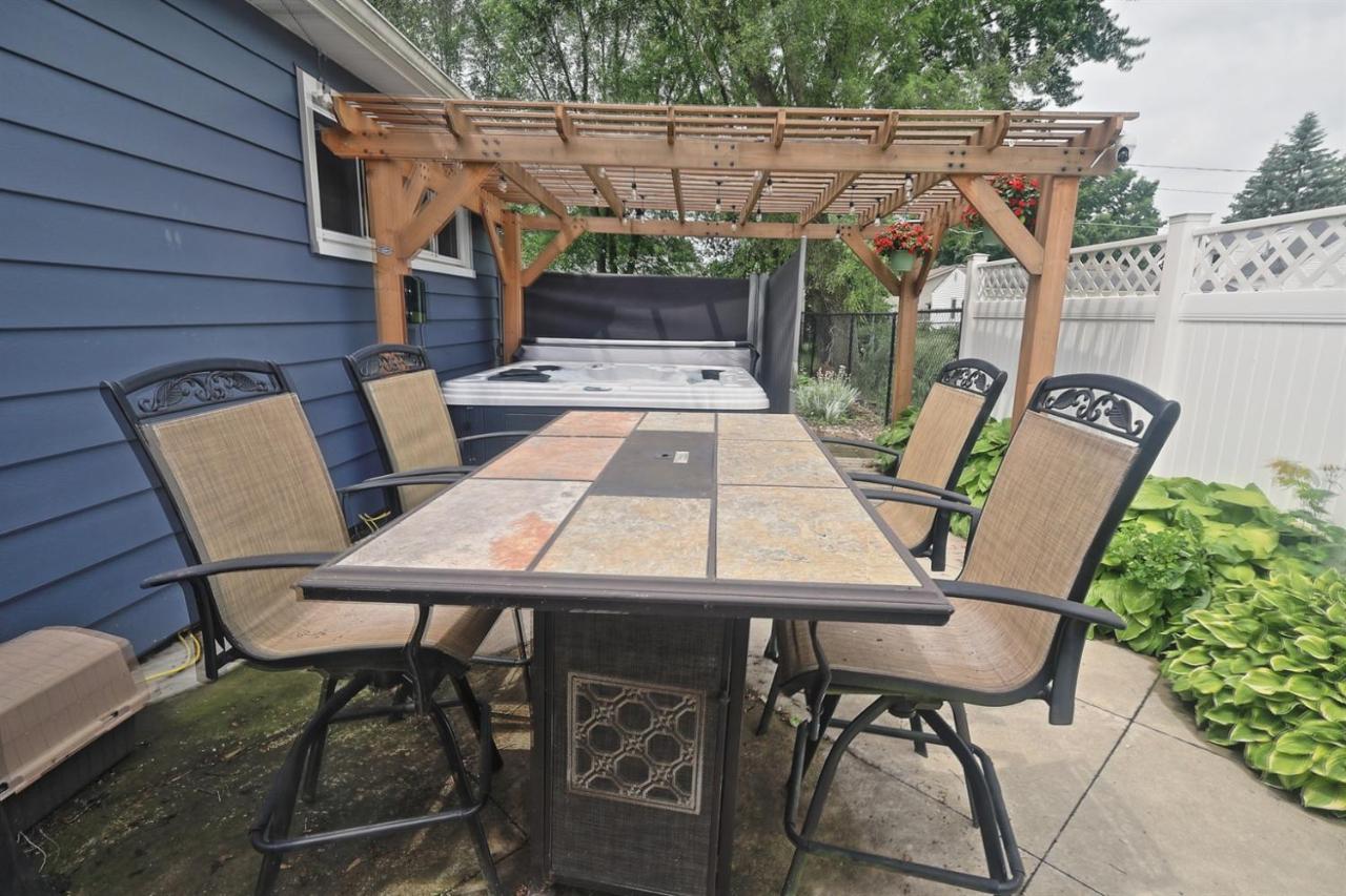 Tuscola Street Bed & Breakfast — photo 24