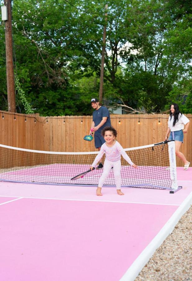 Disco House ATX - Pool, Pickleball, Get Ready Room - 4