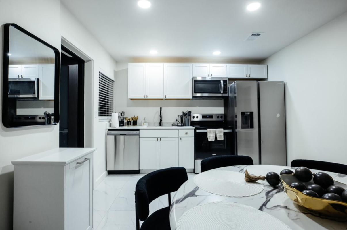 Miami Palms Serene - 3