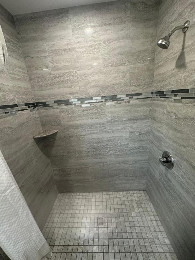 Town & Country Inn — photo 17