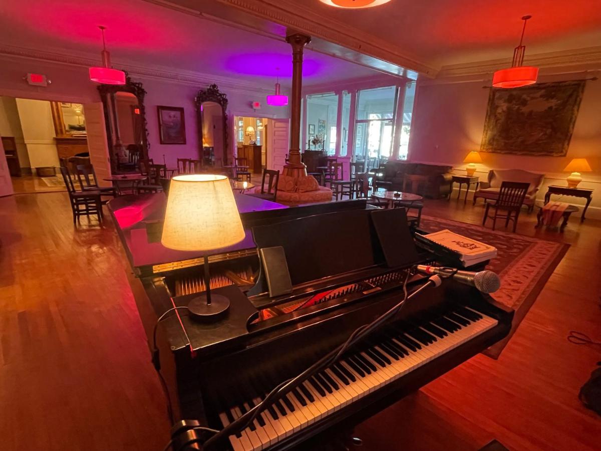 The Brandon Inn — photo 17