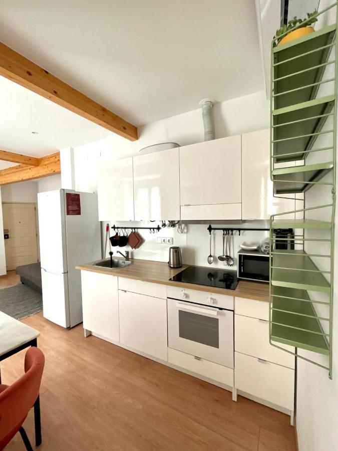 RSRC NEW AC Central & Bright 1BR apartment - 3